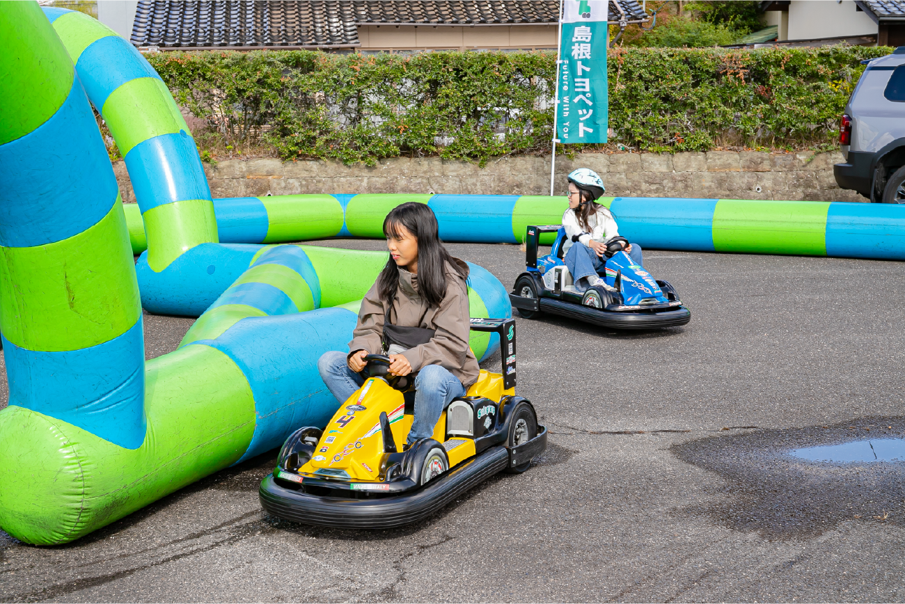 バルーンカート体験の様子